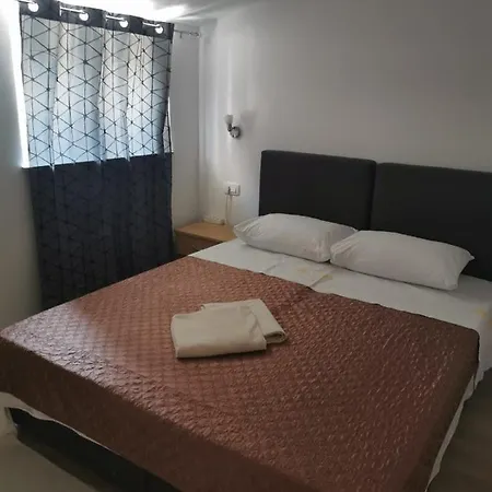 Apartman Center S Parkiranim Mjestom Ploce (Dubrovnik-Neretva)