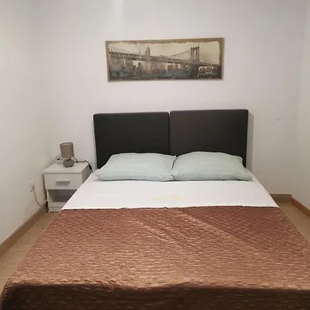 Center S Parkiranim Mjestom *