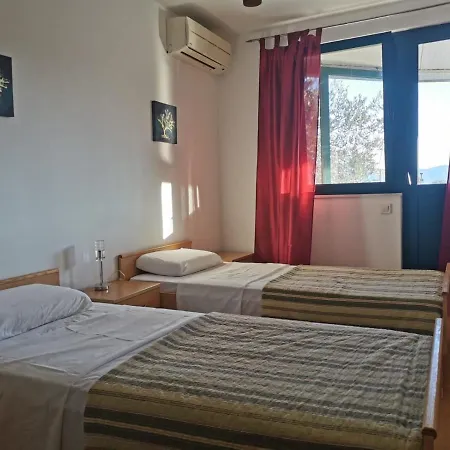 Center S Parkiranim Mjestom * Ploce (Dubrovnik-Neretva)